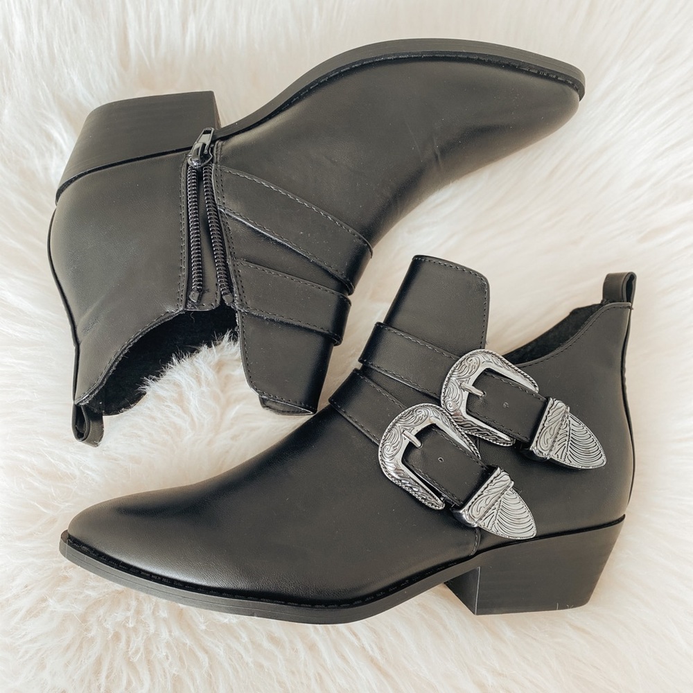 NWOT Black Forever 21 Leather Booties Buckle